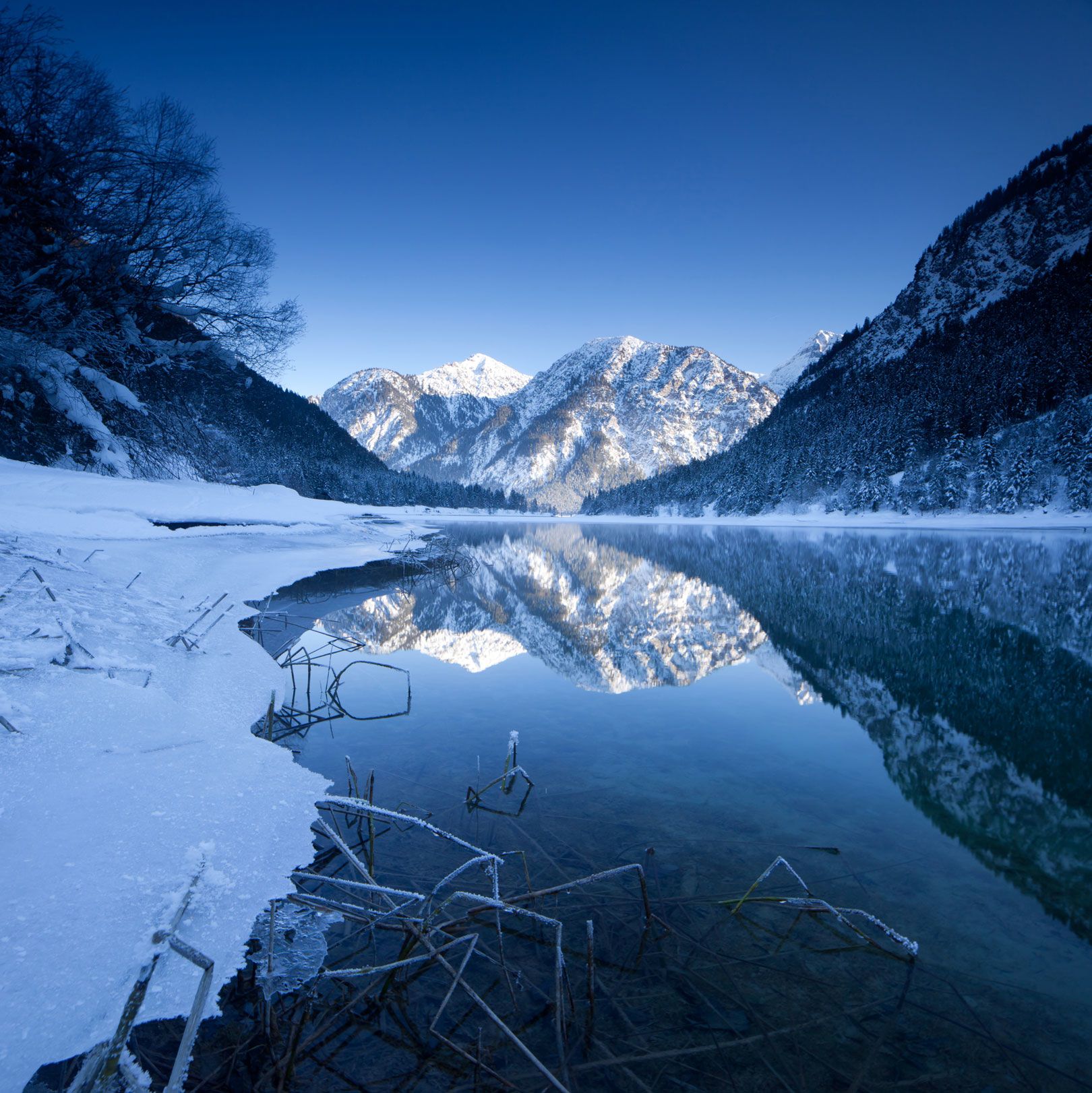 A snowy mountain lake.